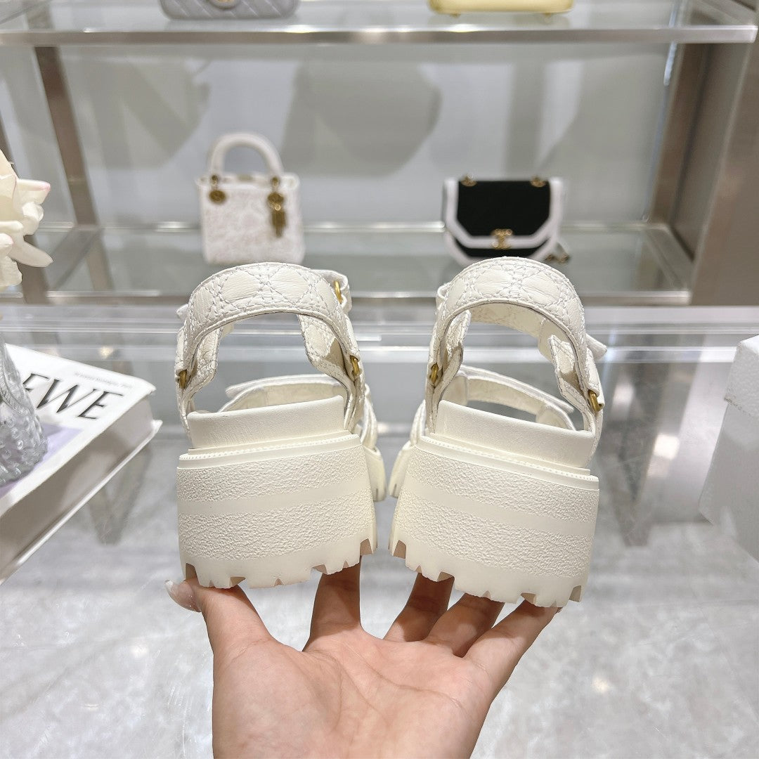 255QD48ZDE Stylish leather shoes