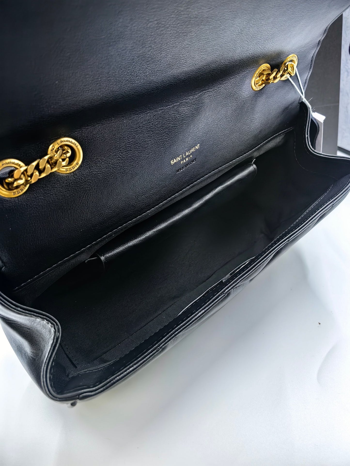 165NSL108BDE Stylish leather bag