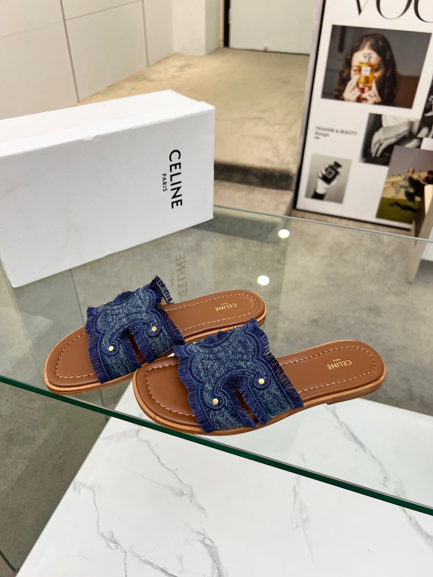 255QA25ZDE Stylish leather shoes