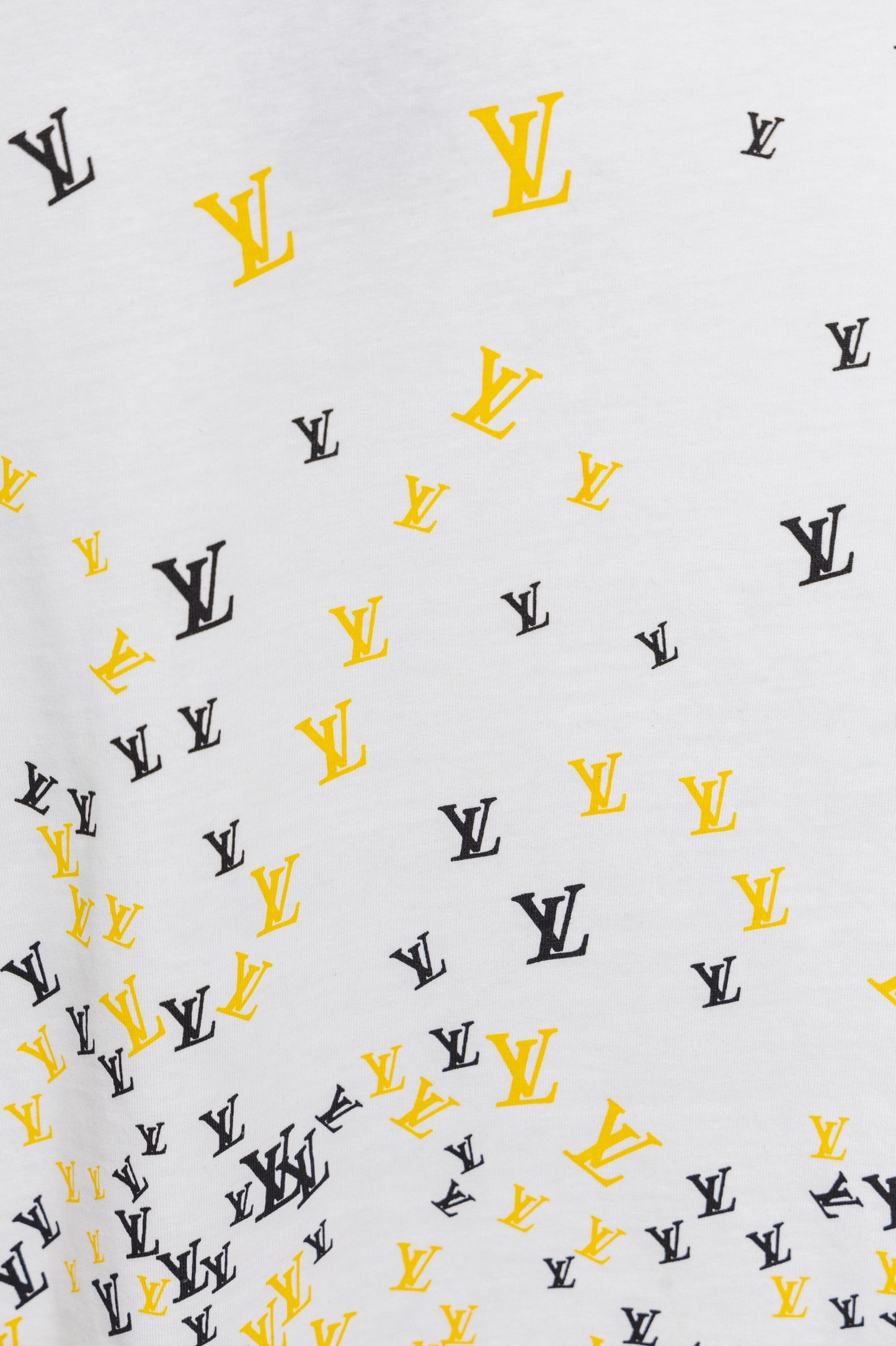 125WE1UDE Stylish T-shirts