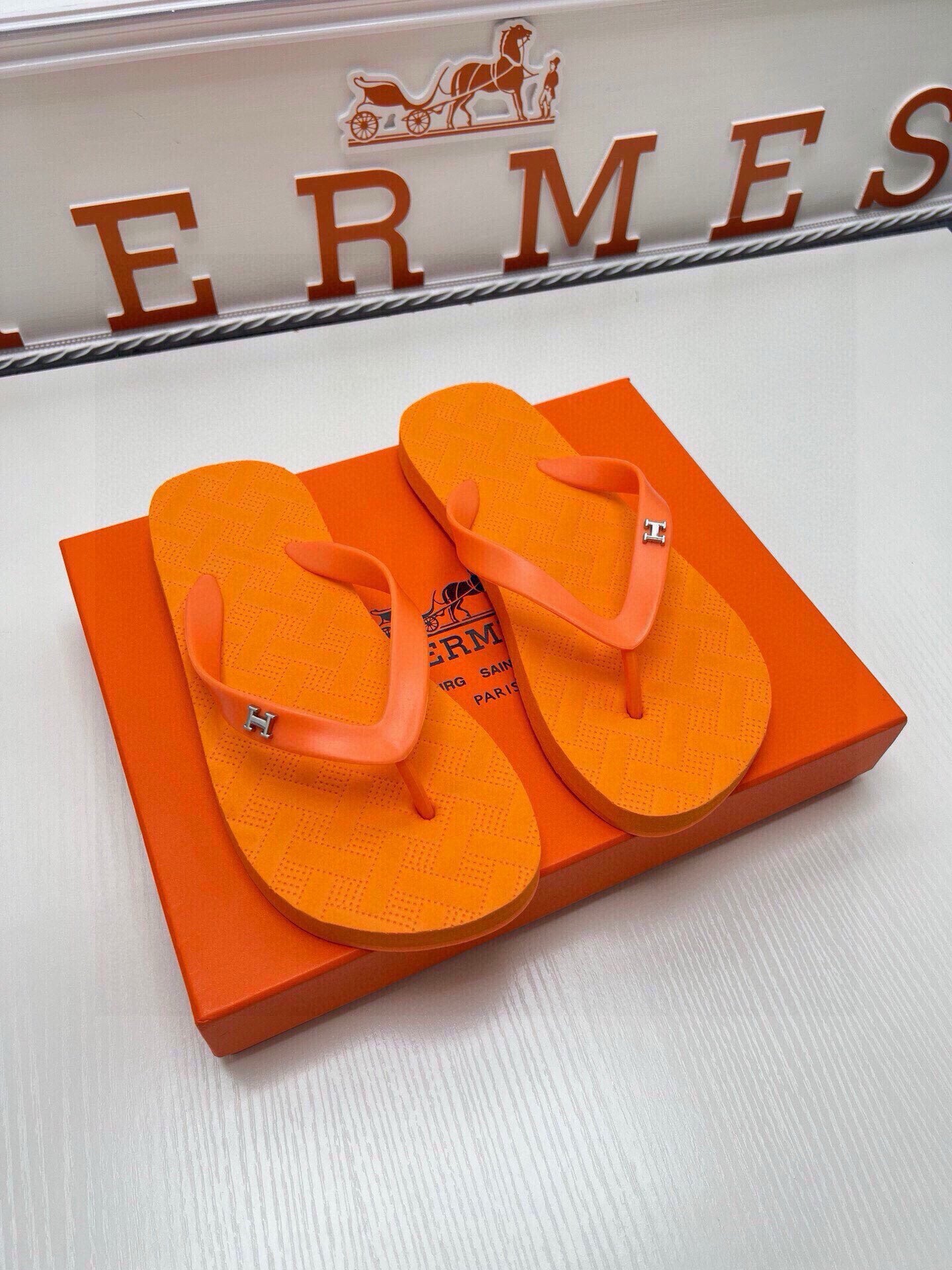 535ZH296ZDE Stylish Slippers
