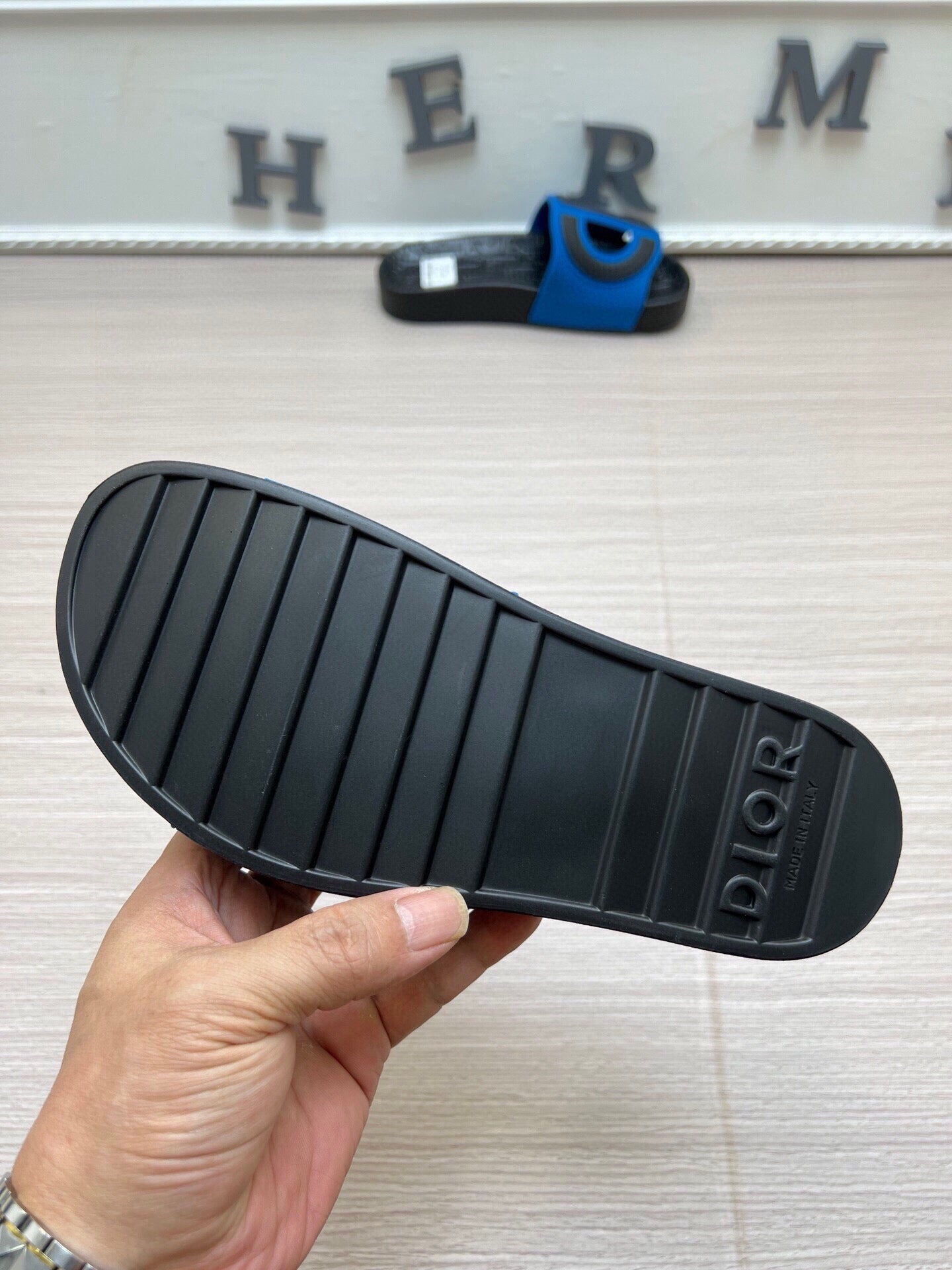 5LD213ZDE Stylish Slippers