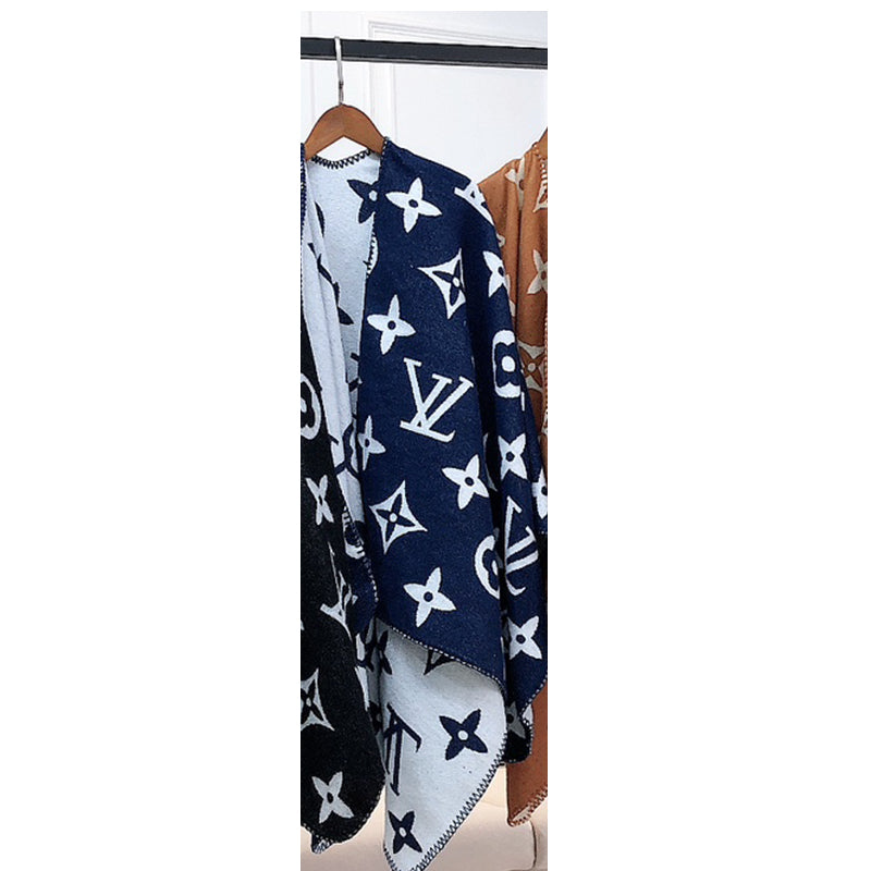 175RE22WDE Stylish Winter Scarves