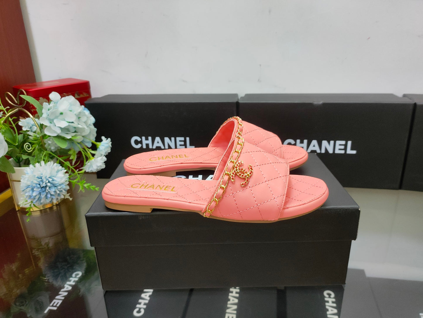 14C29ZDE Stylish slippers