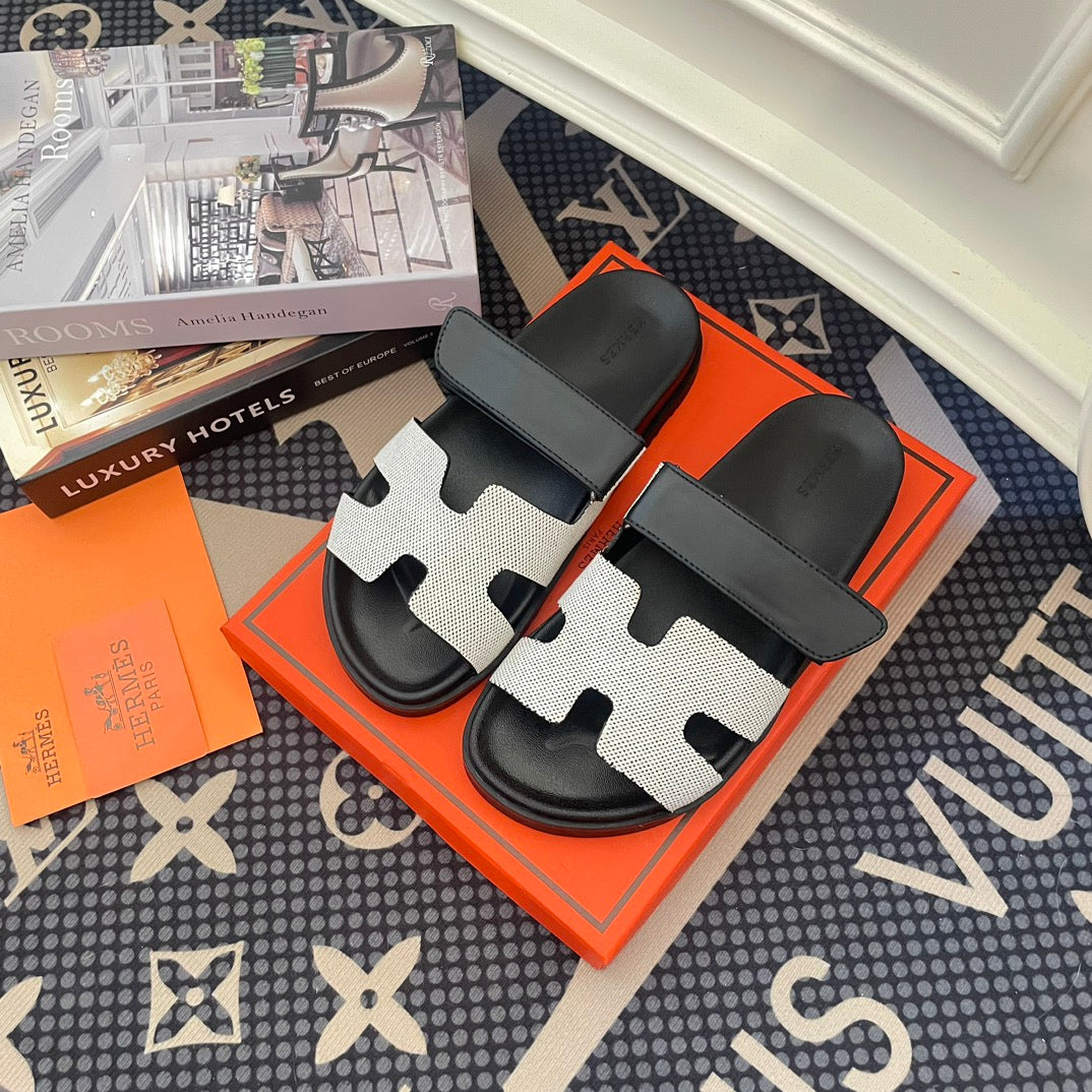 14H2ZDE Stylish sandals