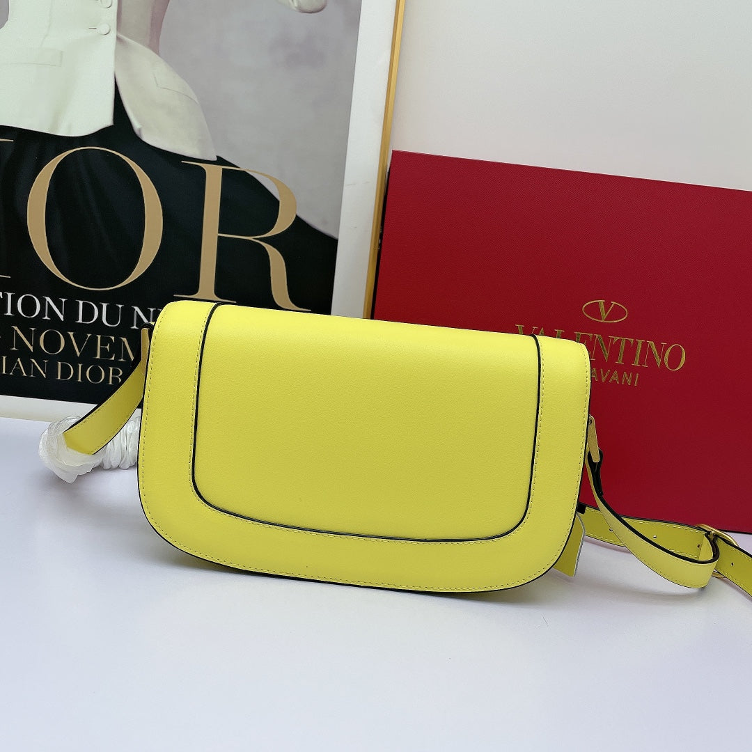5A45BDE Stylish leather bag