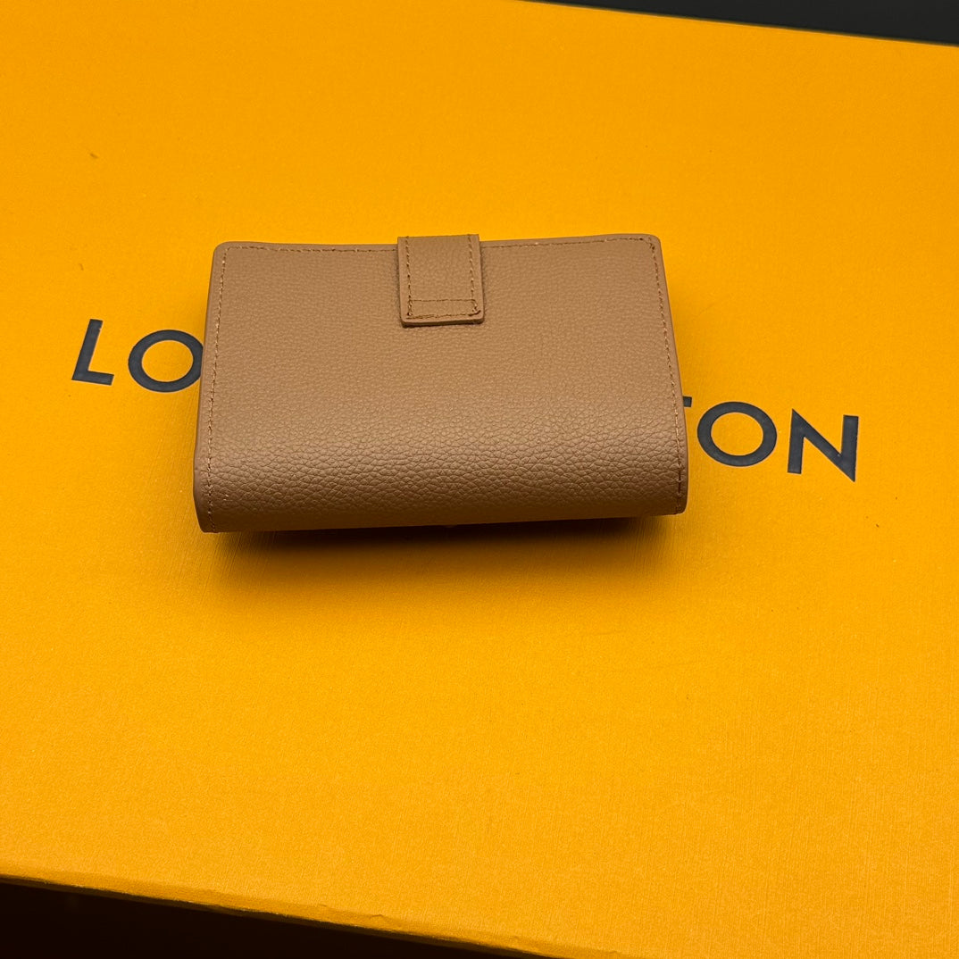 155NE82BDE Stylish leather bag
