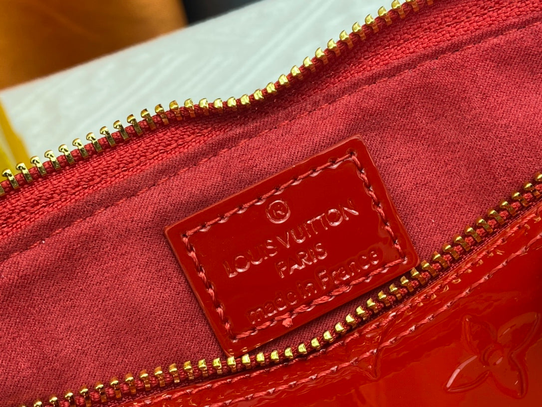 165NE97BDE Stylish leather bag