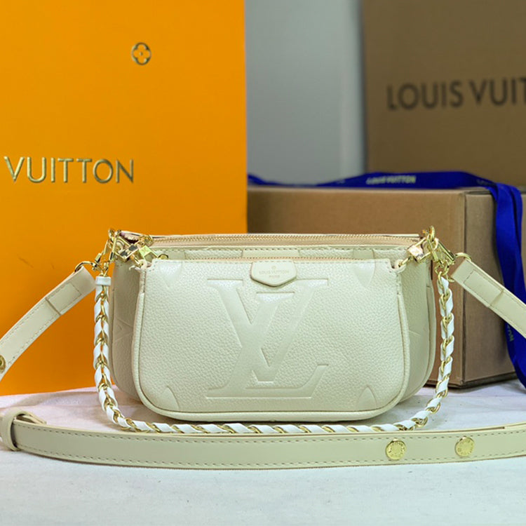 AE102BDE Stylish leather bag