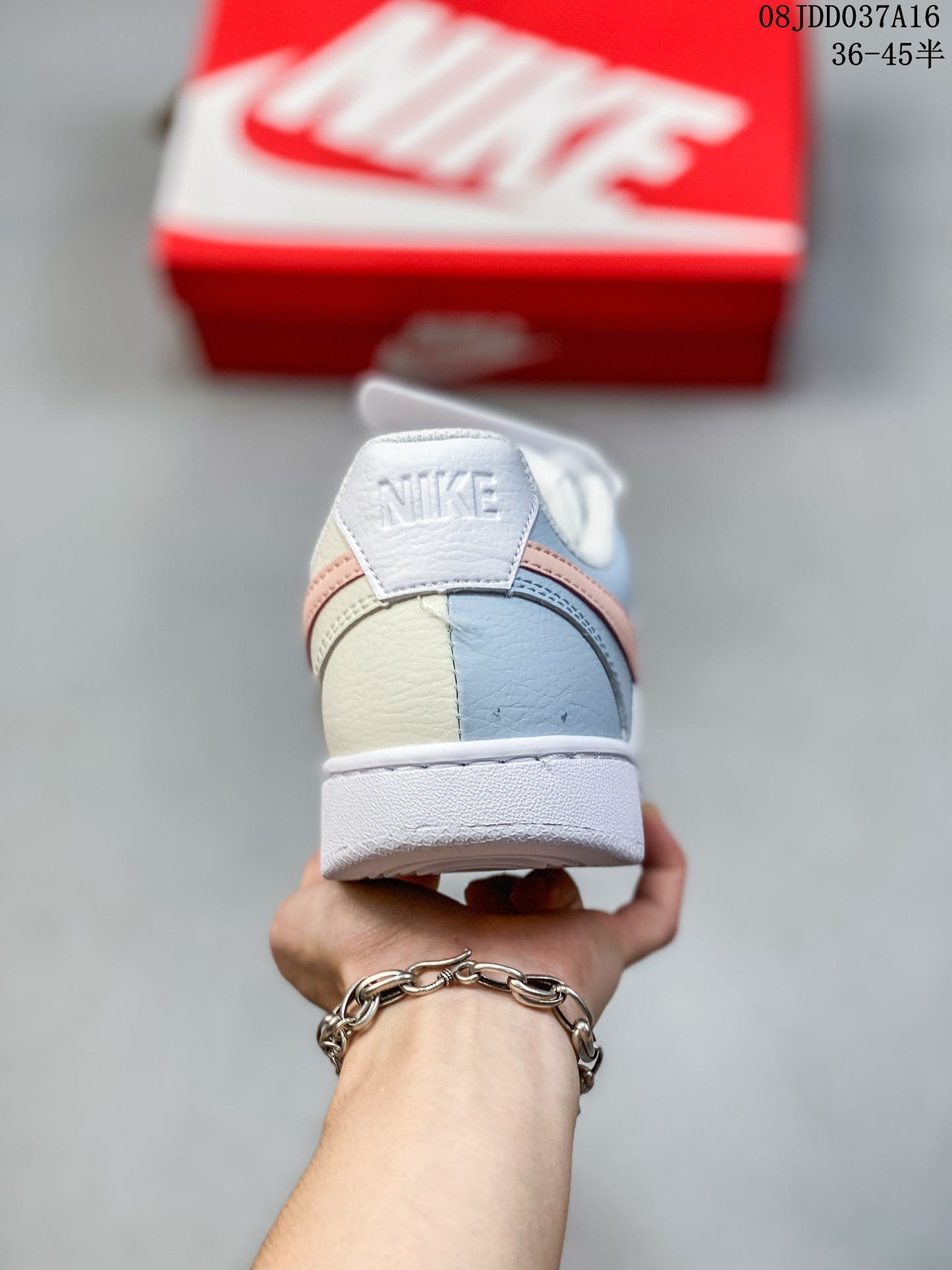 4YN56ZDE Stylish Sneakers (No Box, August-October Big Sale)