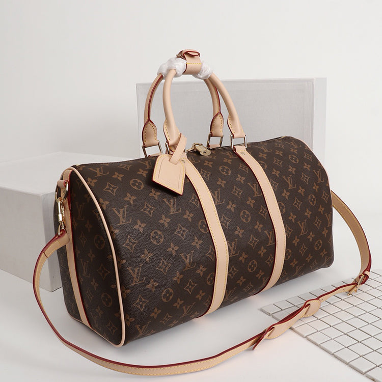 1E93BDE Stylish leather luggage bags