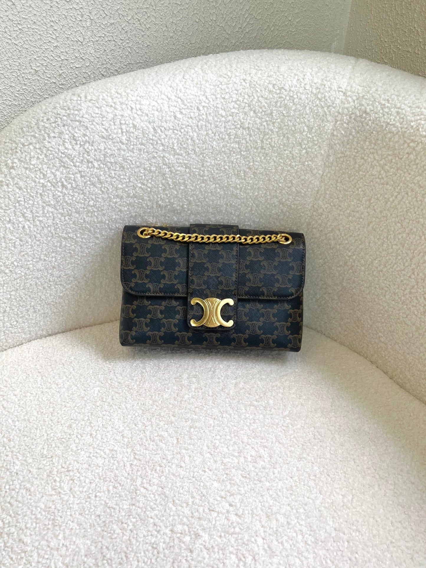1XCL412BDE Stylish leather bag