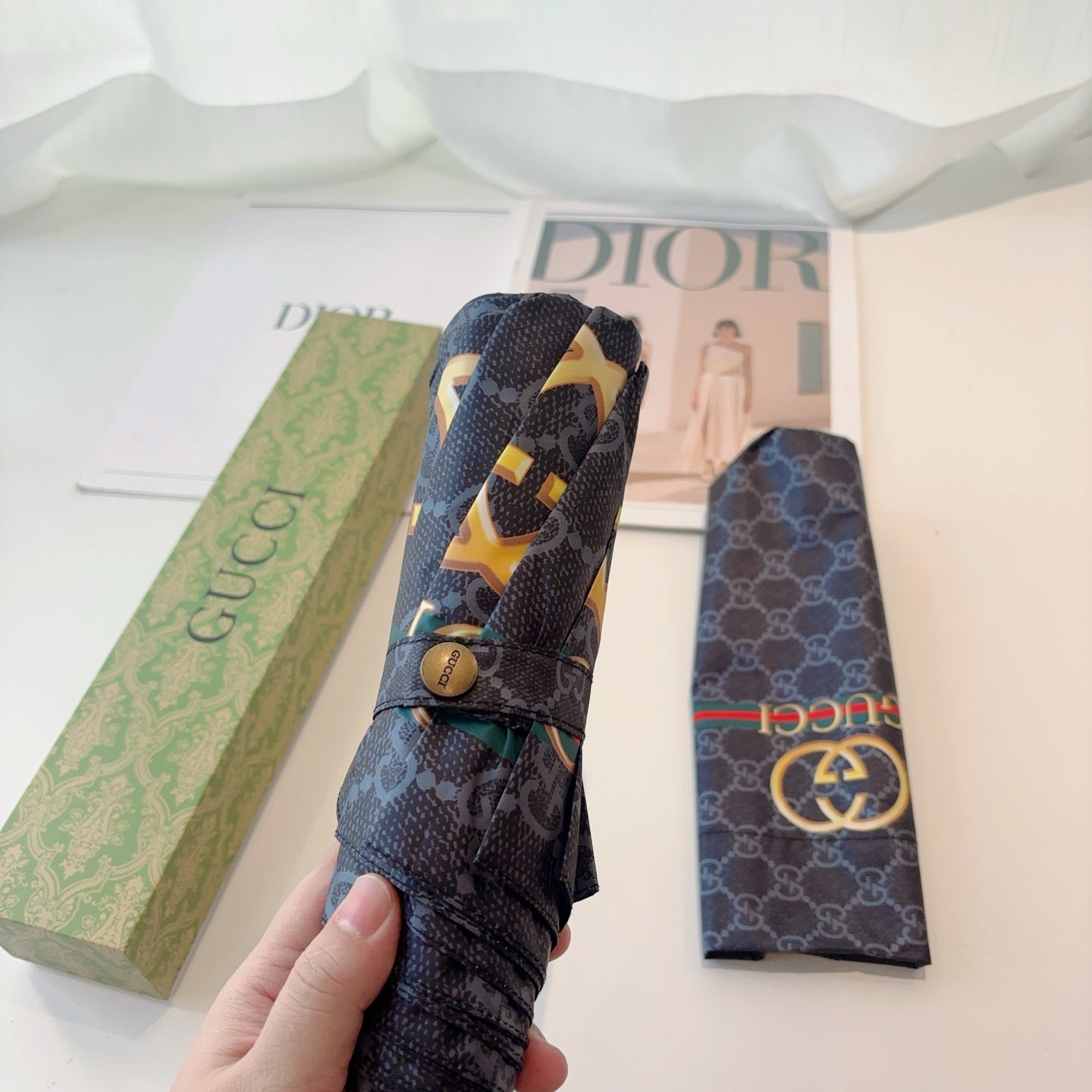15RB81SDE Stylish UV resistant umbrella