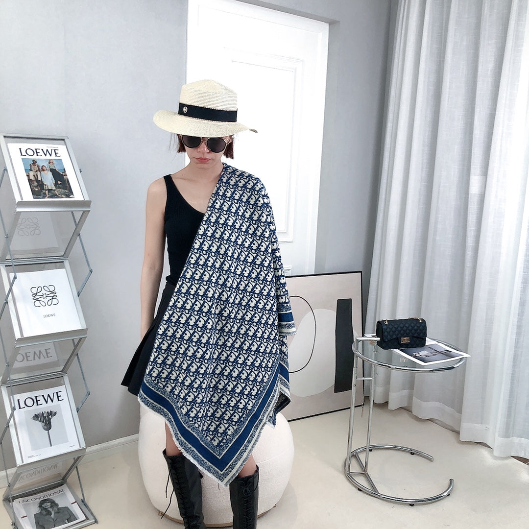 175RD20WDE Stylish Winter Scarves