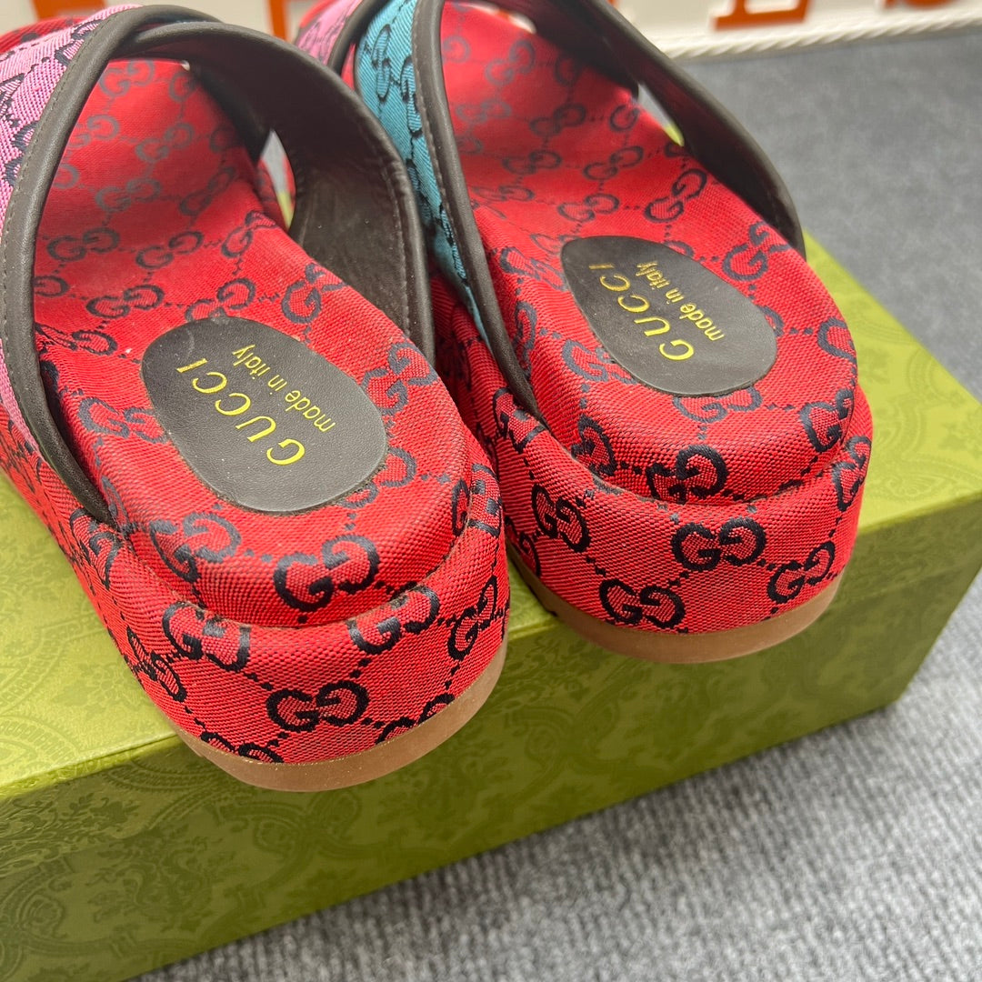 5YB69ZDE Stylish Slippers