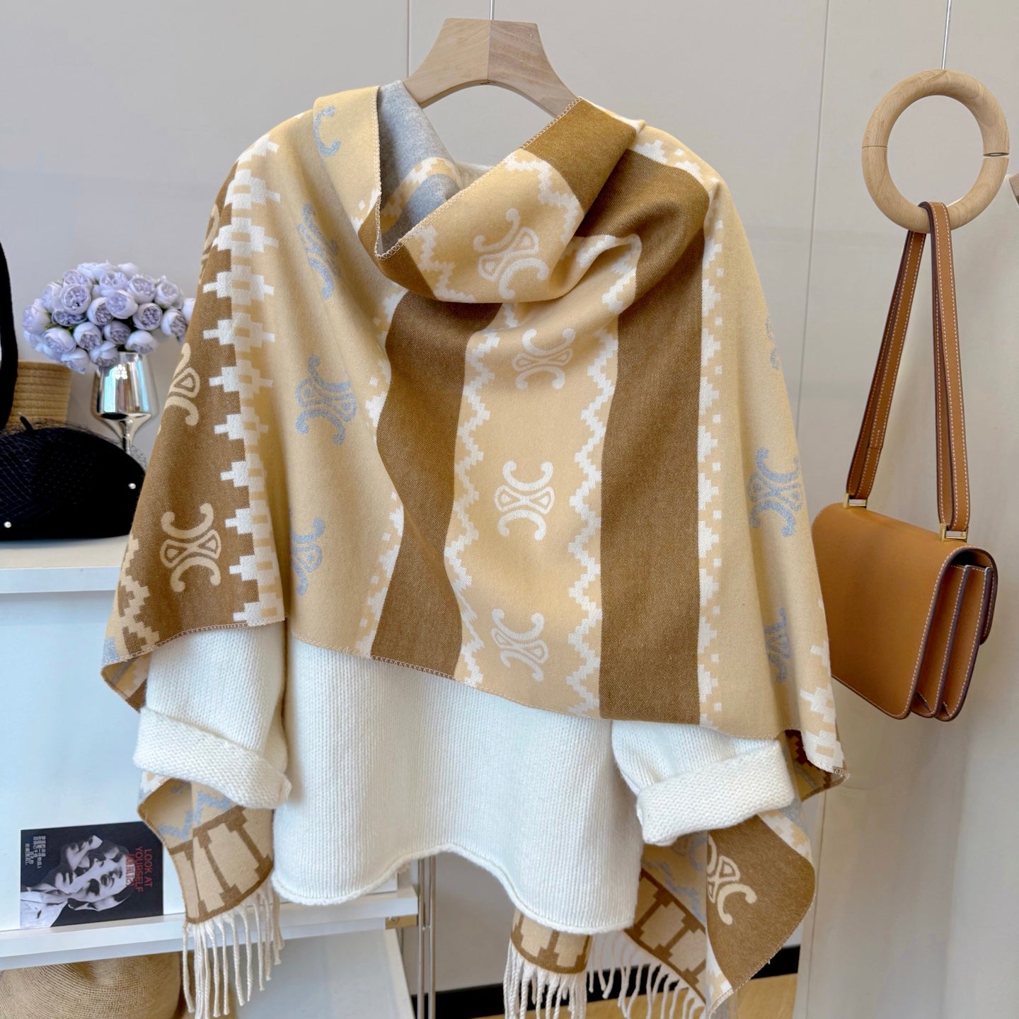 185ZN61WDE Stylish Winter Scarves
