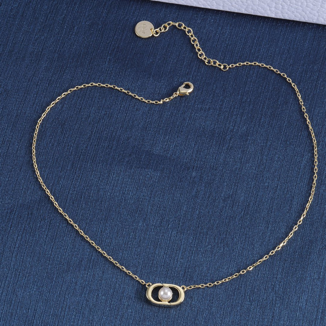 175RD24XDE Stylish Necklaces .