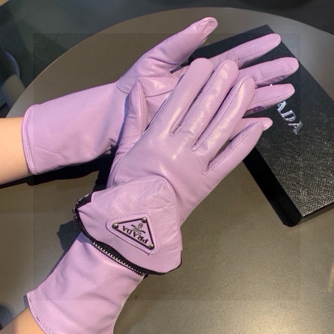 14PD46SDE Stylish sheepskin gloves