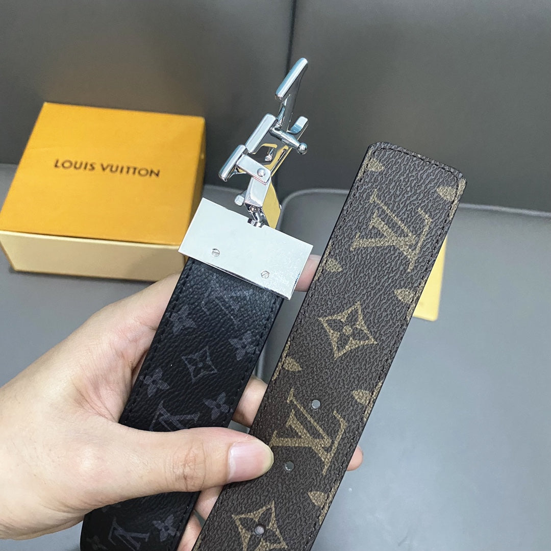 14E142PDE Stylish High quality belt With full package