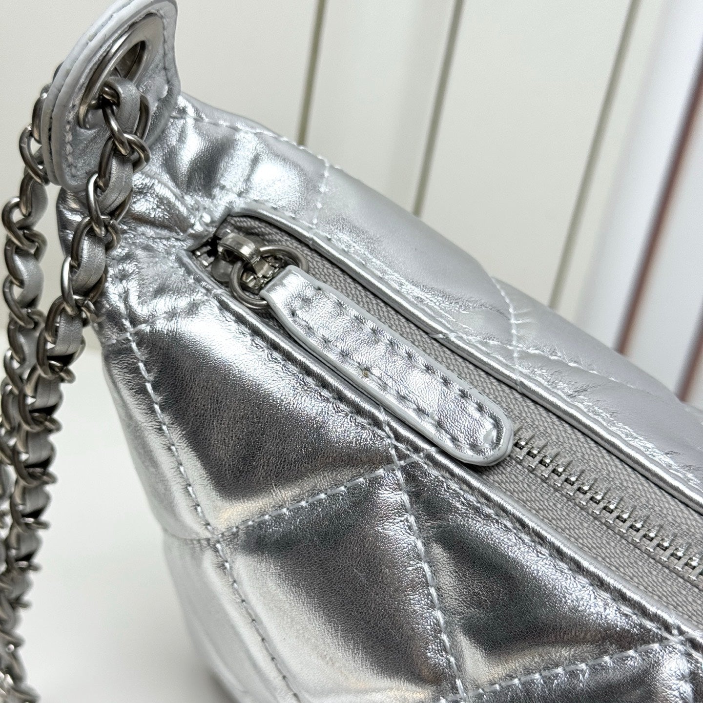 15RC14BDE Stylish leather bag