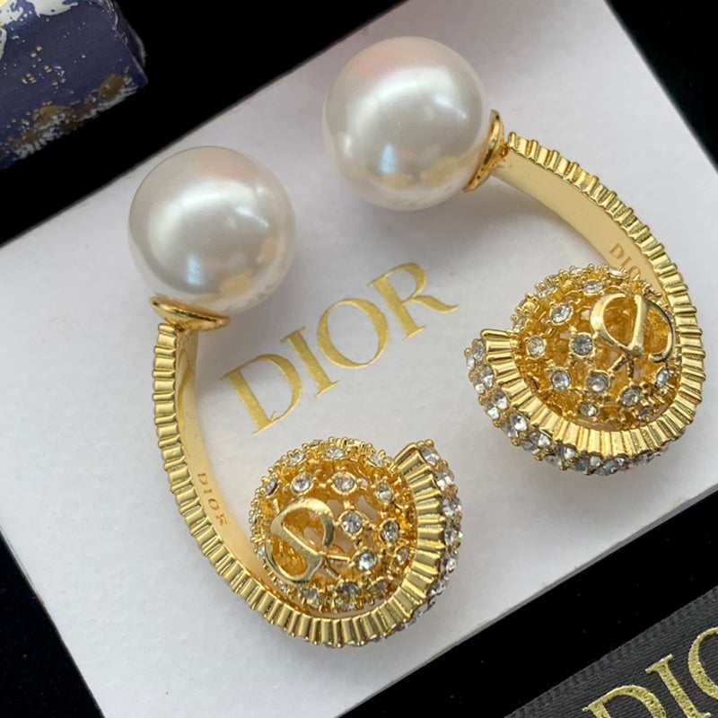 1ND43EDE Stylish Earrings