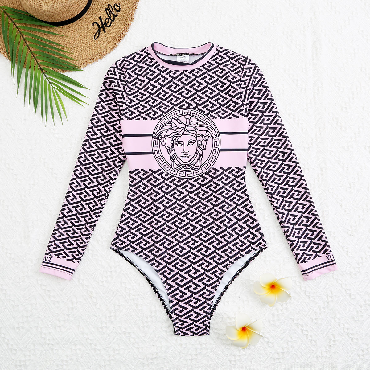 14V103YDE Stylish Long sleeve swimsuit