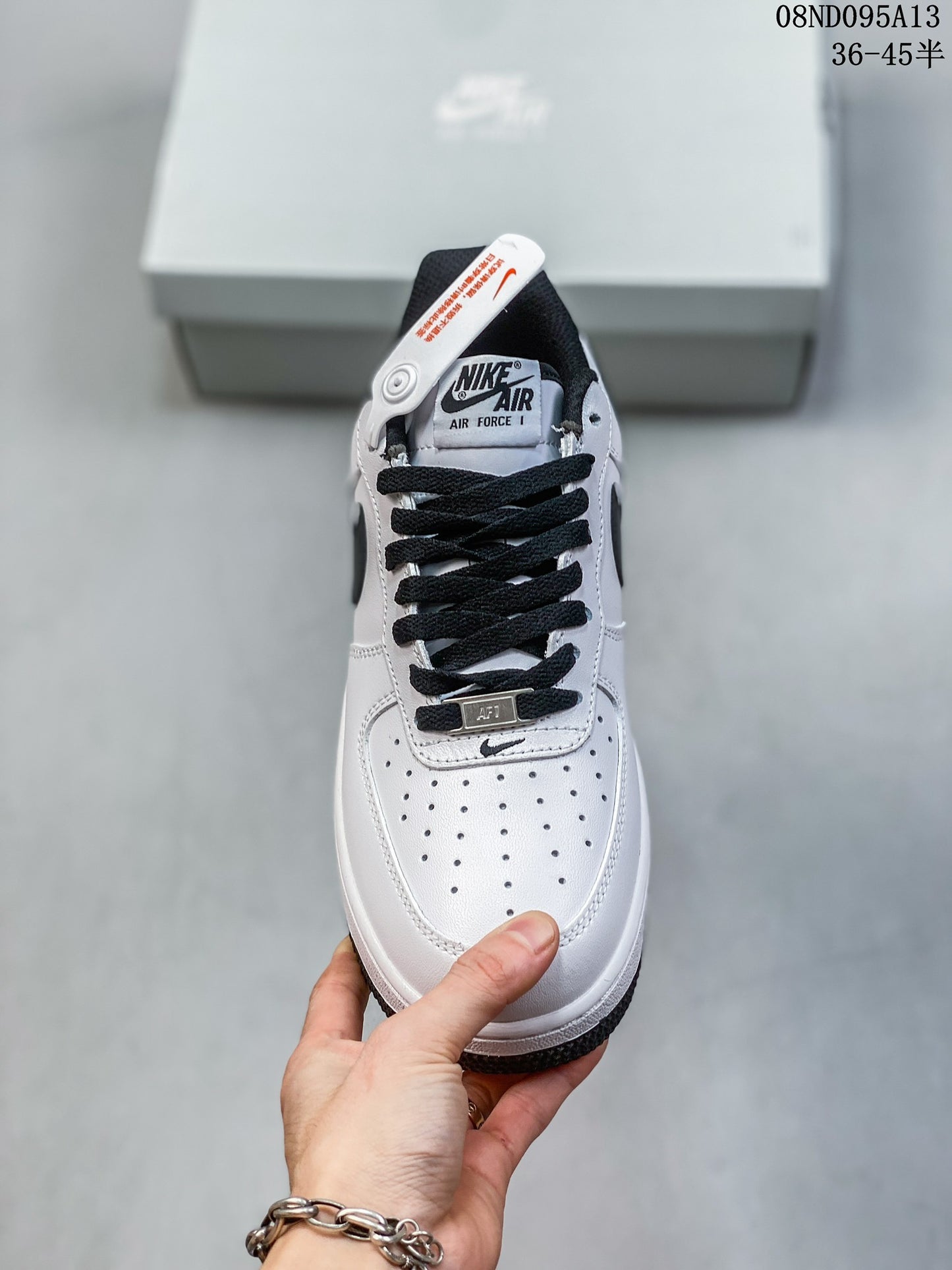 4YN33ZDE Stylish Sneakers (No Box, August-October Big Sale)