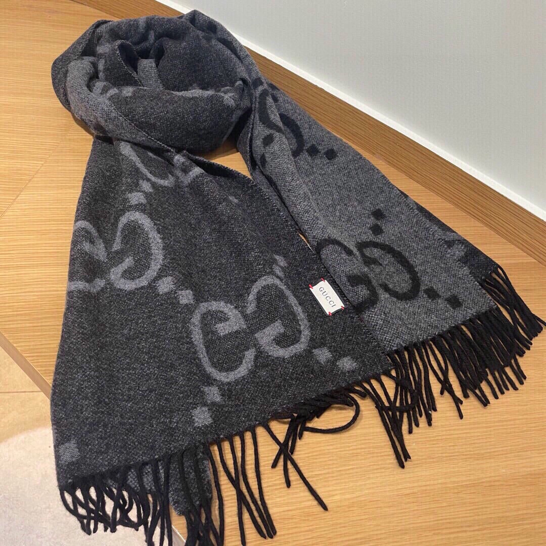 175RB28WDE Stylish Winter Scarves