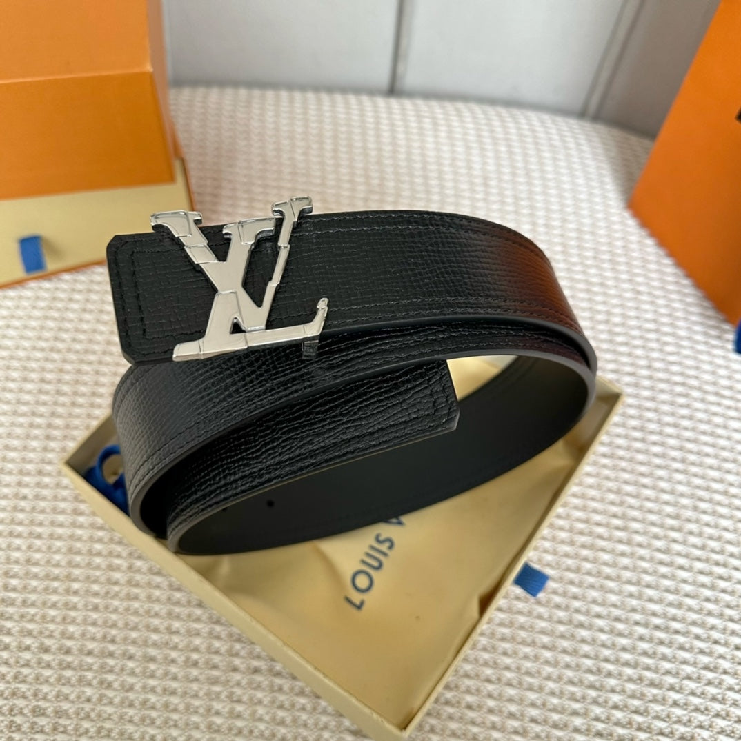 14E137PDE Stylish High quality belt With full package