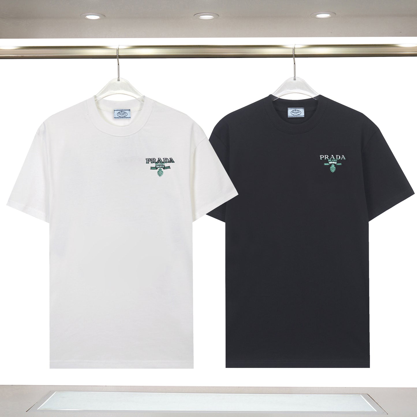 125WP24UDE Stylish T-shirts