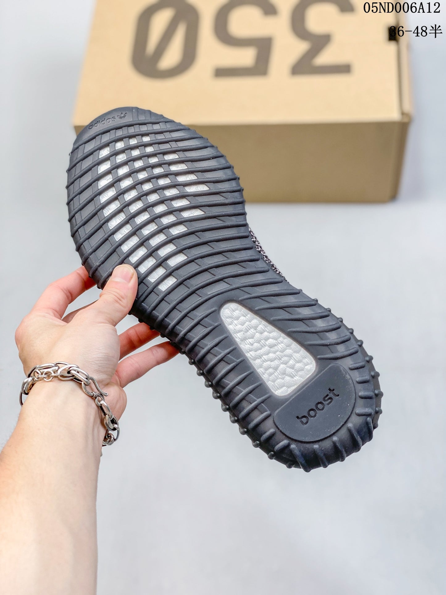 4YA69ZDE Stylish Sneakers (No Box, August-October Big Sale)