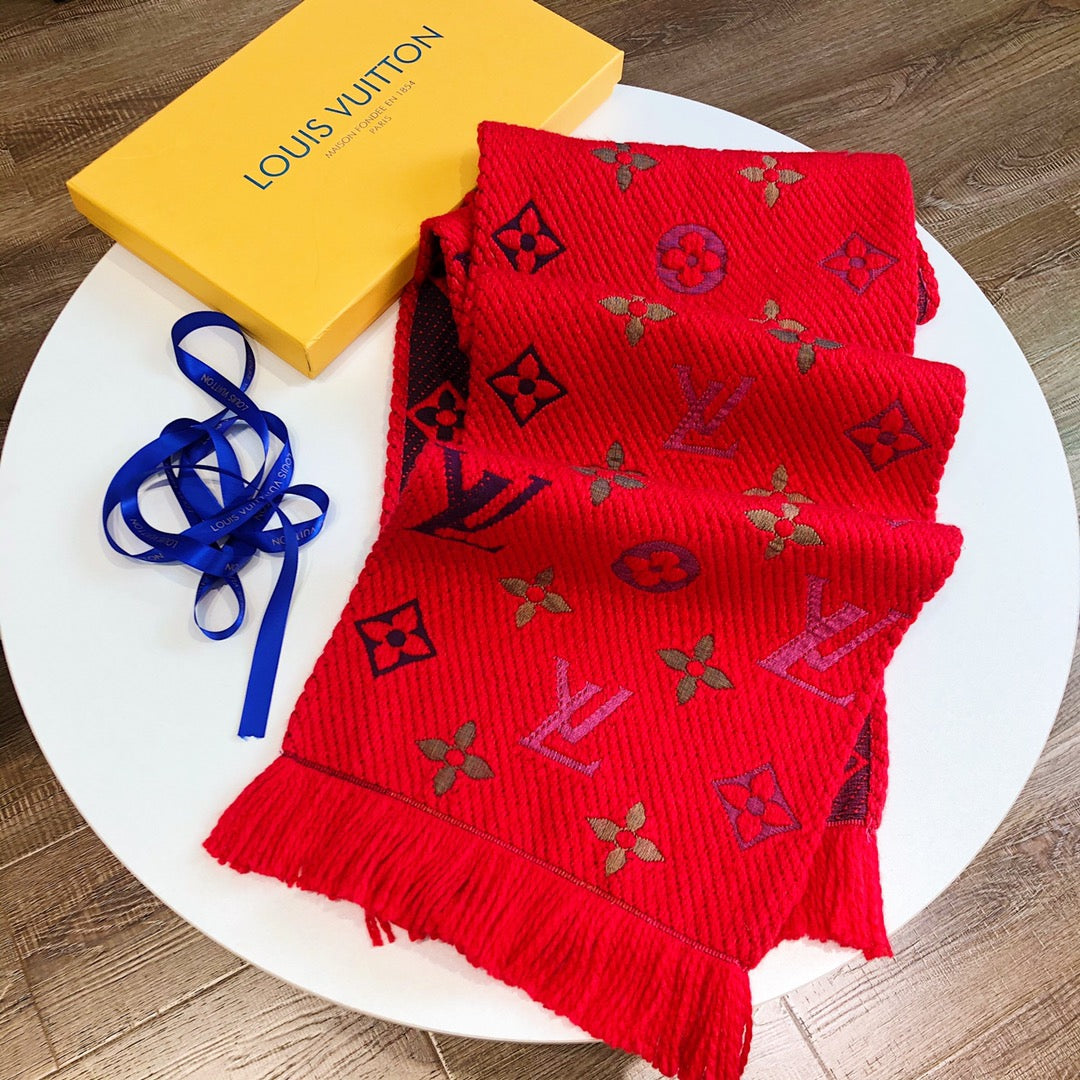 175RE10WDE Stylish Winter Scarves