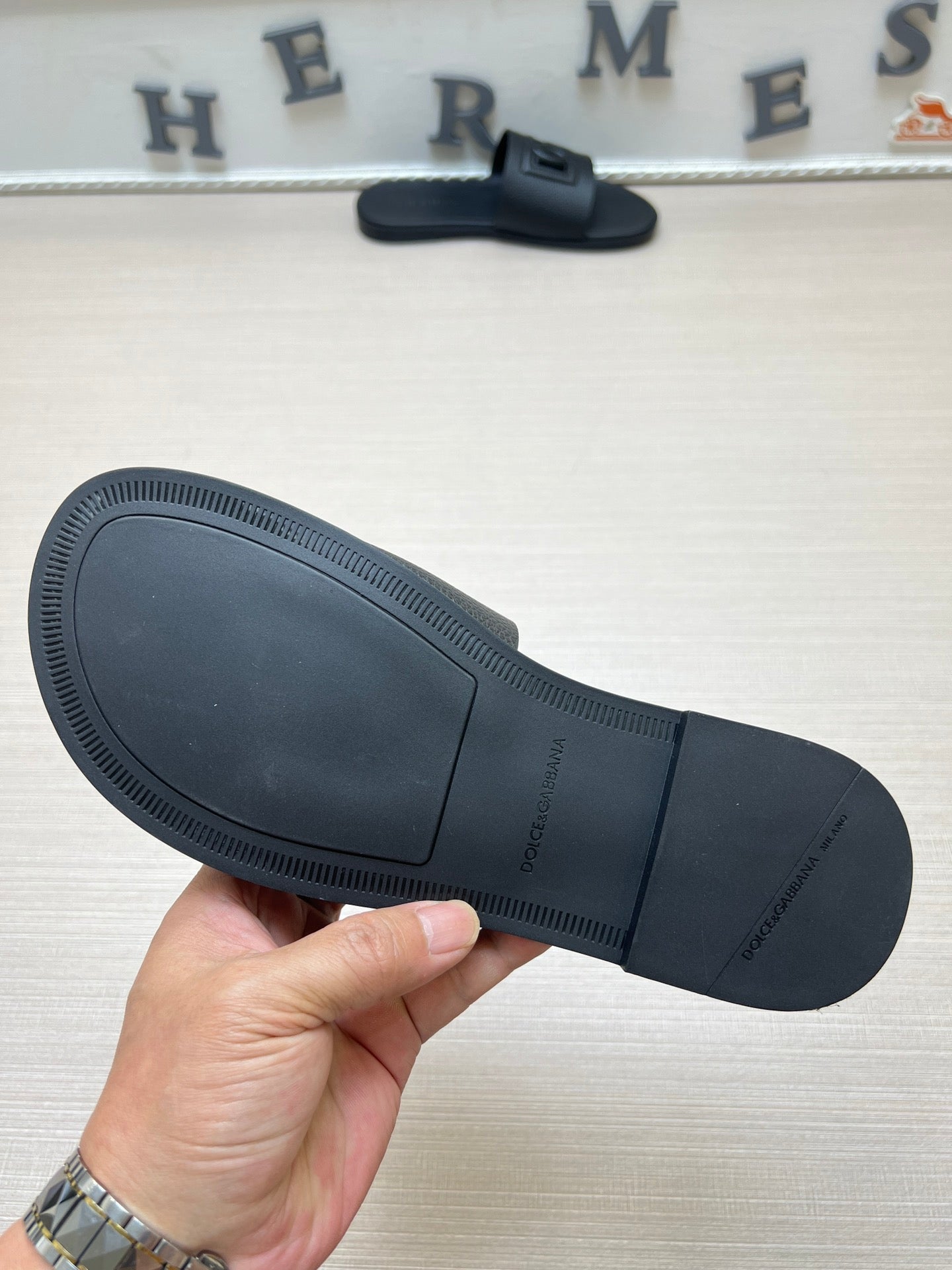 54A65ZDE Stylish slippers