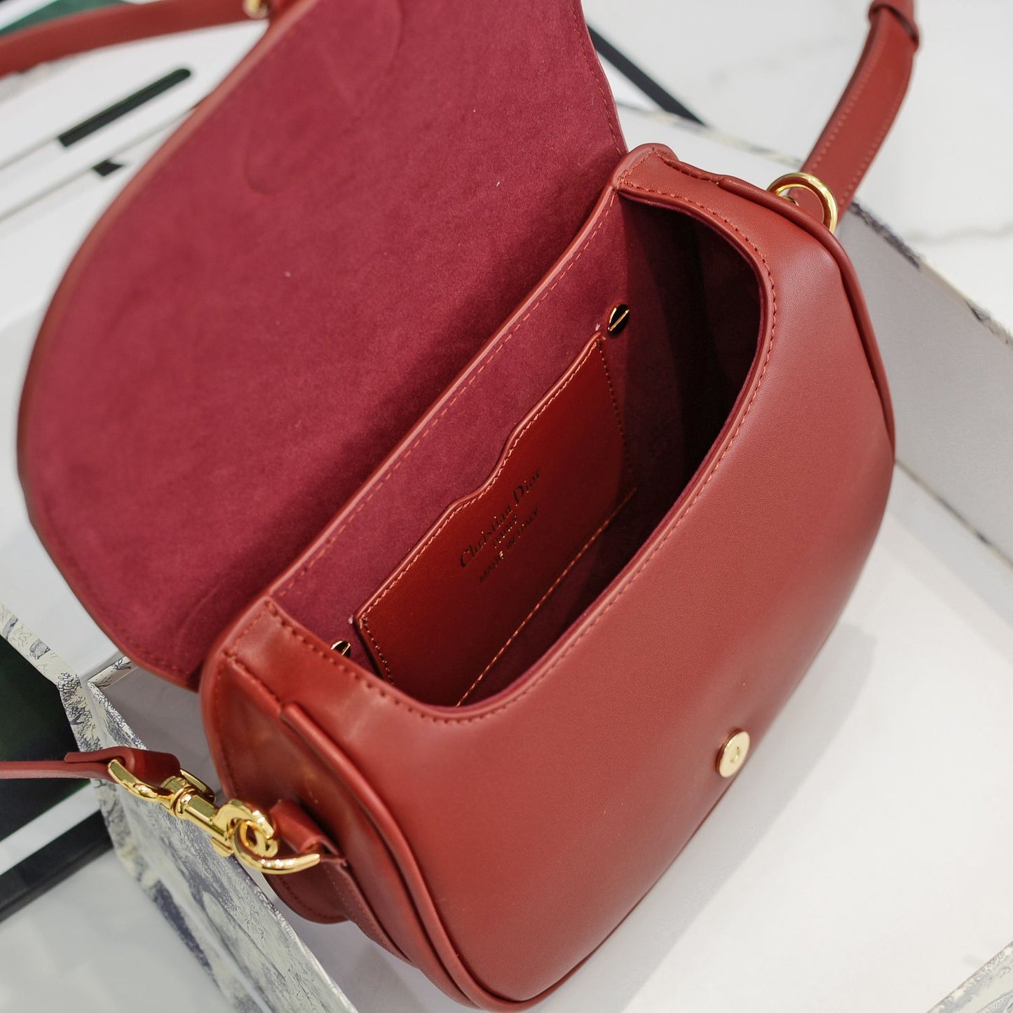 1L48BDE Stylish leather bag