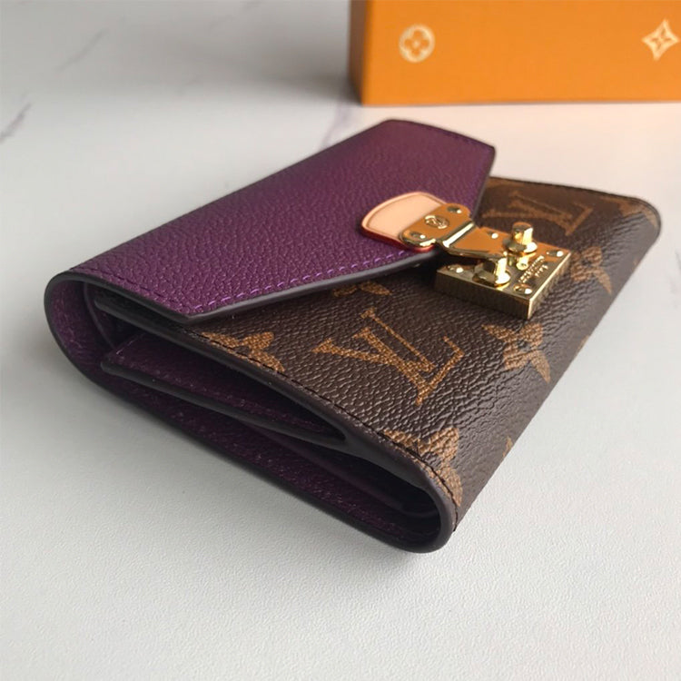 1E1010BDE Stylish leather wallets
