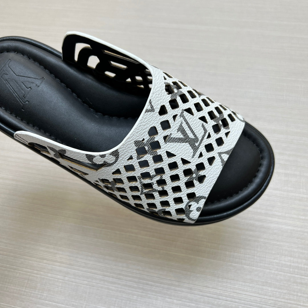 54E83ZDE Stylish slippers