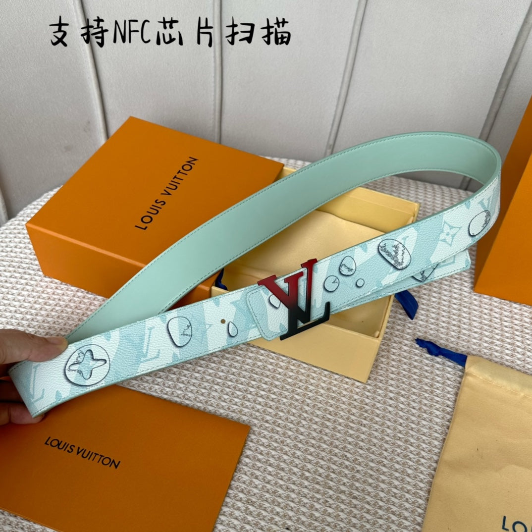 14E139PDE Stylish High quality leather belt With full package