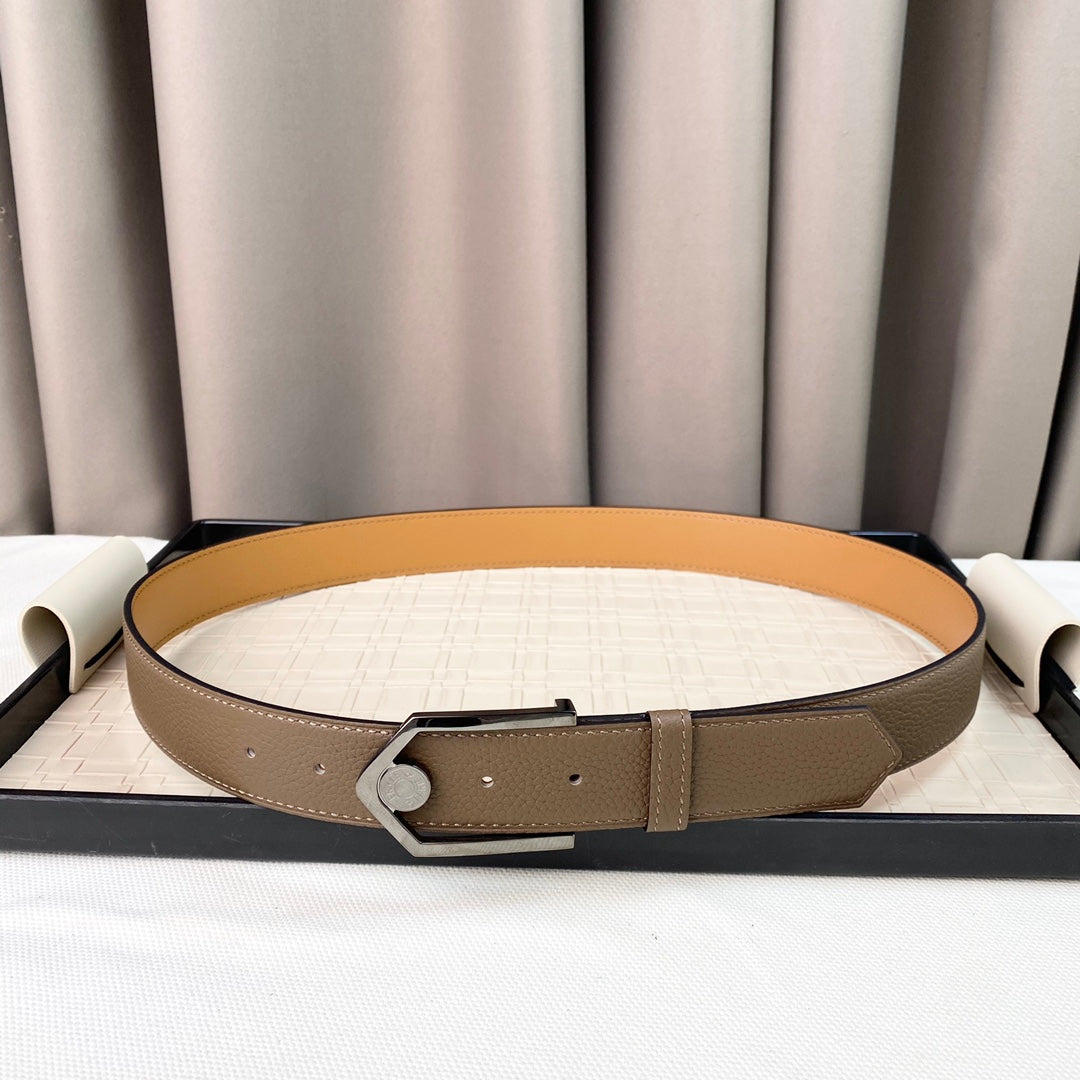 14H105PDE Stylish High quality belt With full package