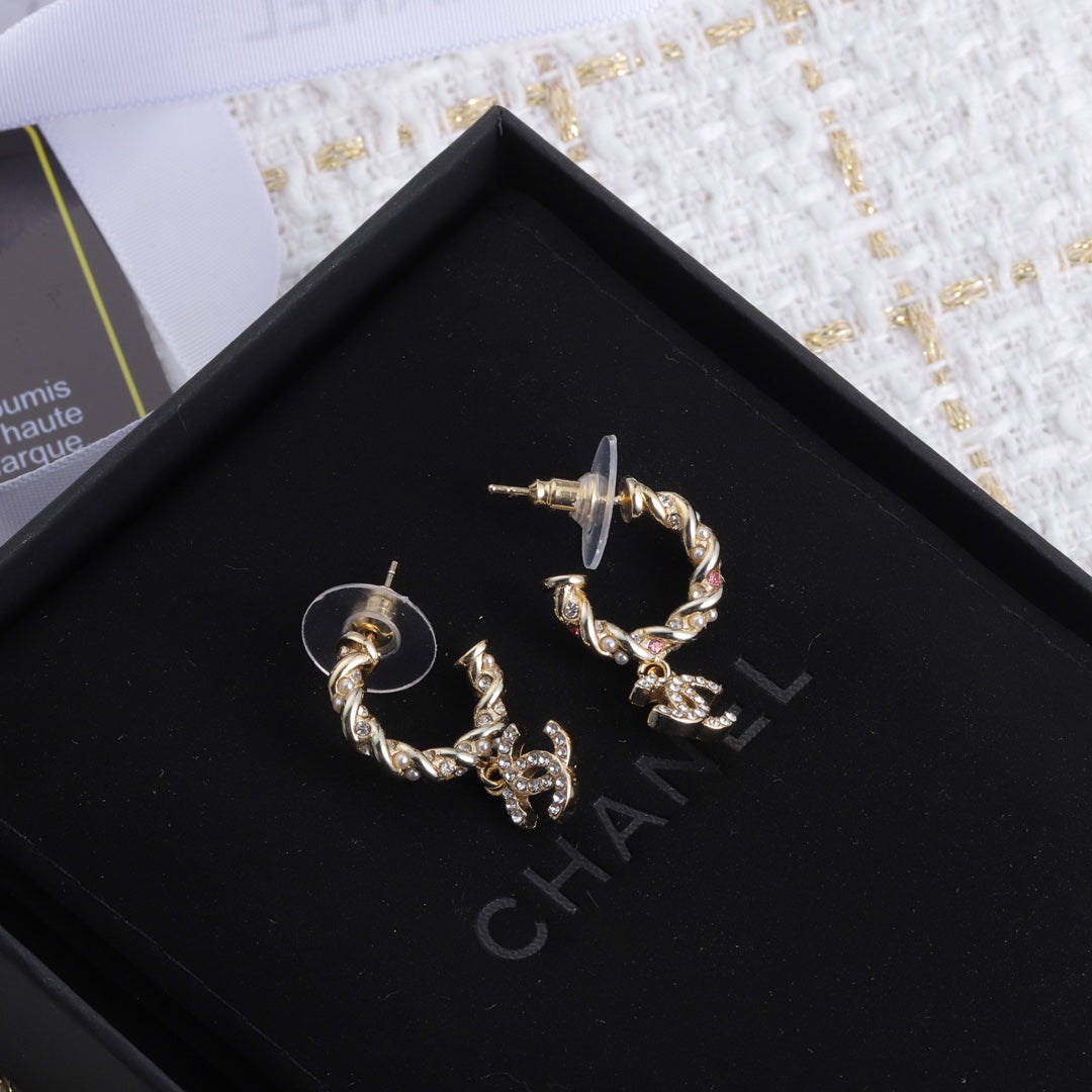 1YC7EDE Stylish Earrings