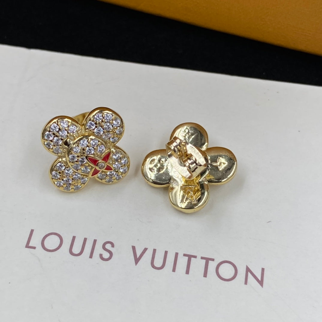14E705EDE Stylish Earrings