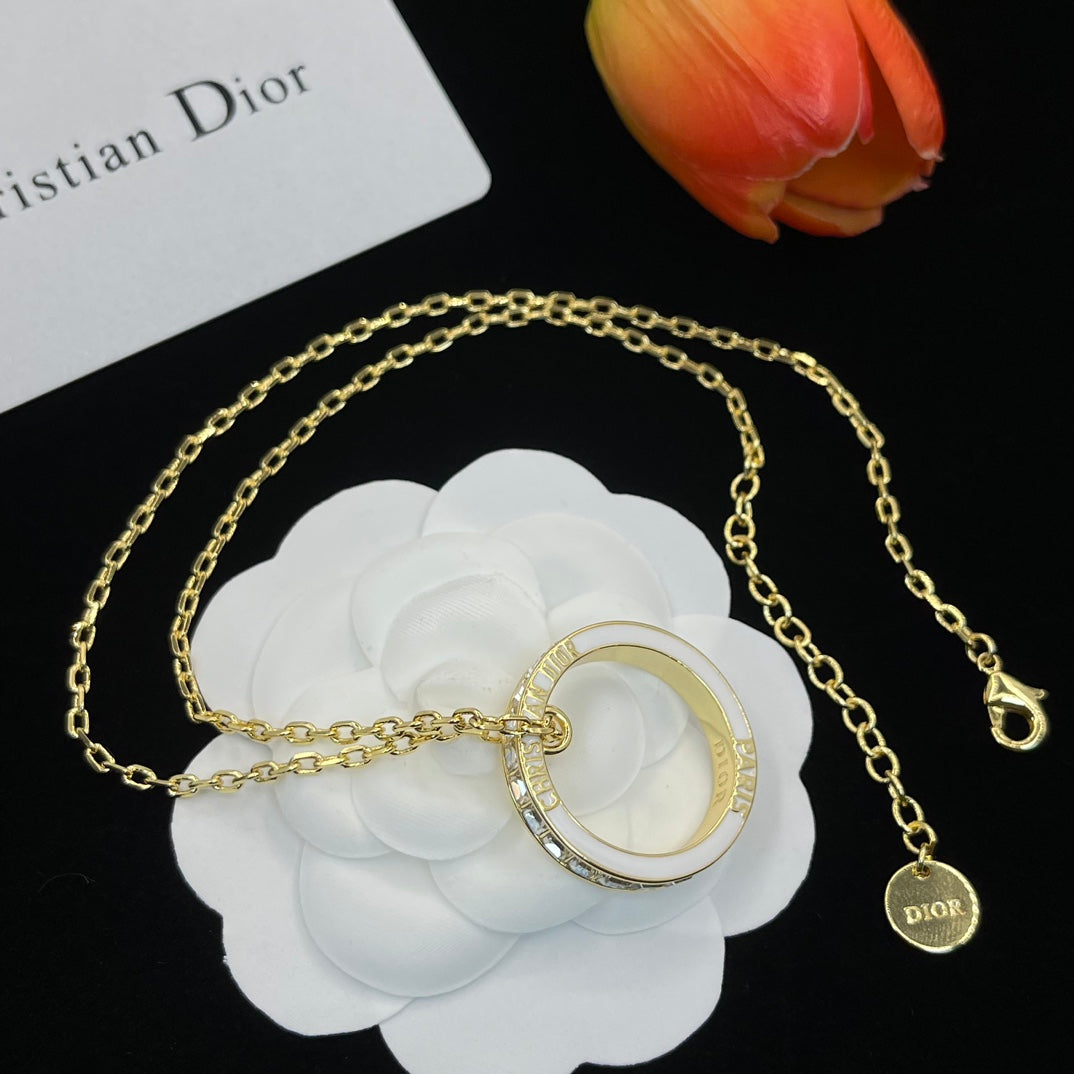 14D1060XDE Stylish Necklaces