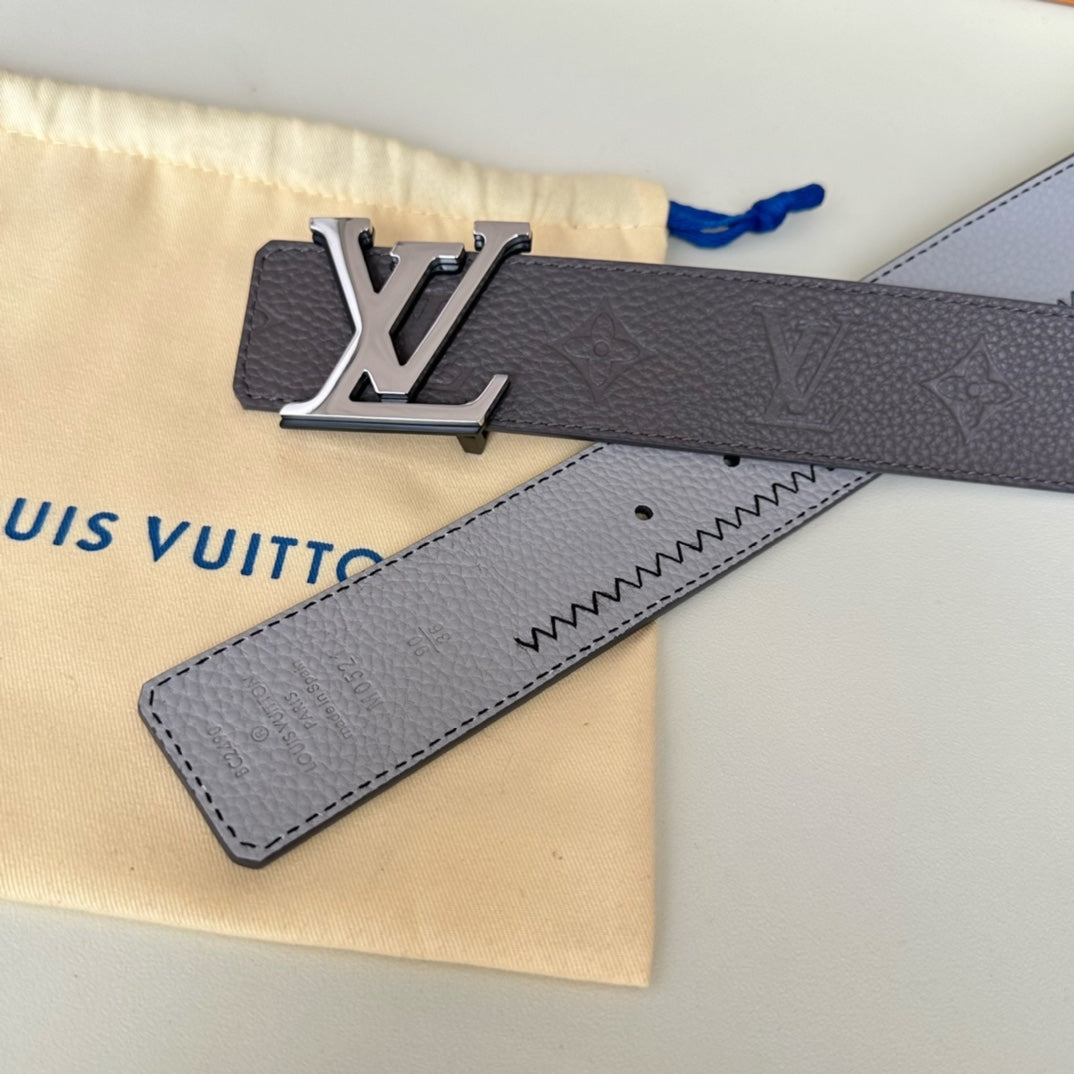 14B11PDE Stylish High quality belt With full package