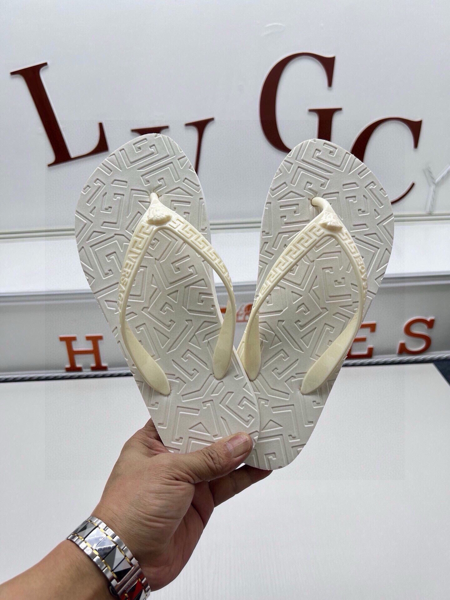 535ZV295ZDE Stylish Slippers