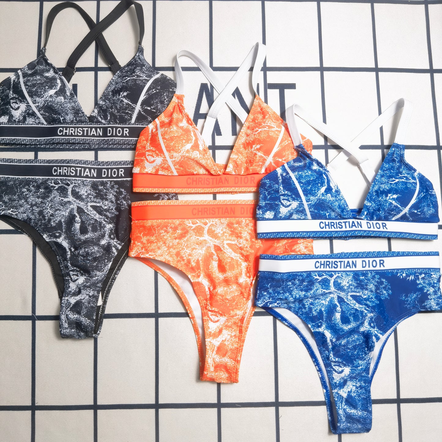 145ZD335YDE Stylish Bikini swimsuit