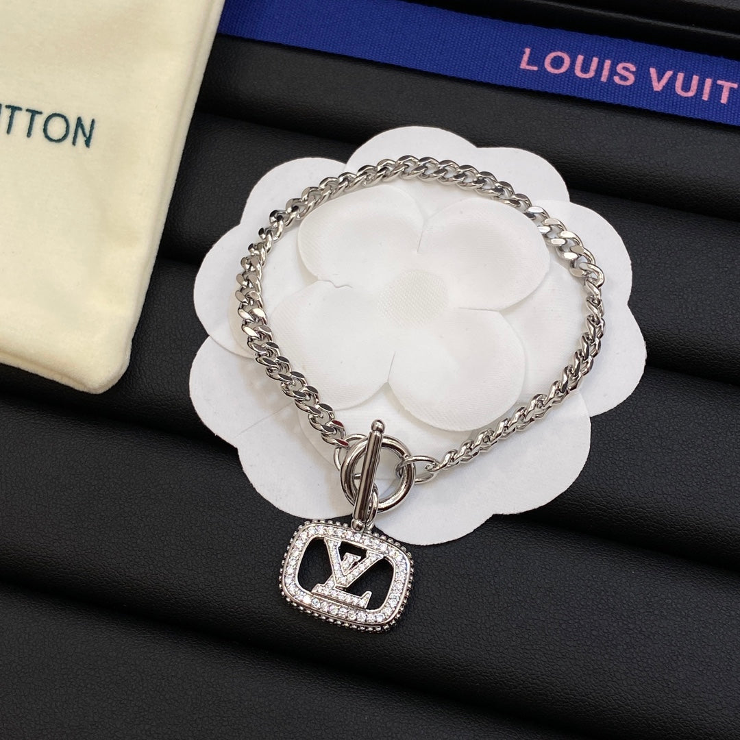 1NE251XDE Stylish Necklaces Bracelets Earrings