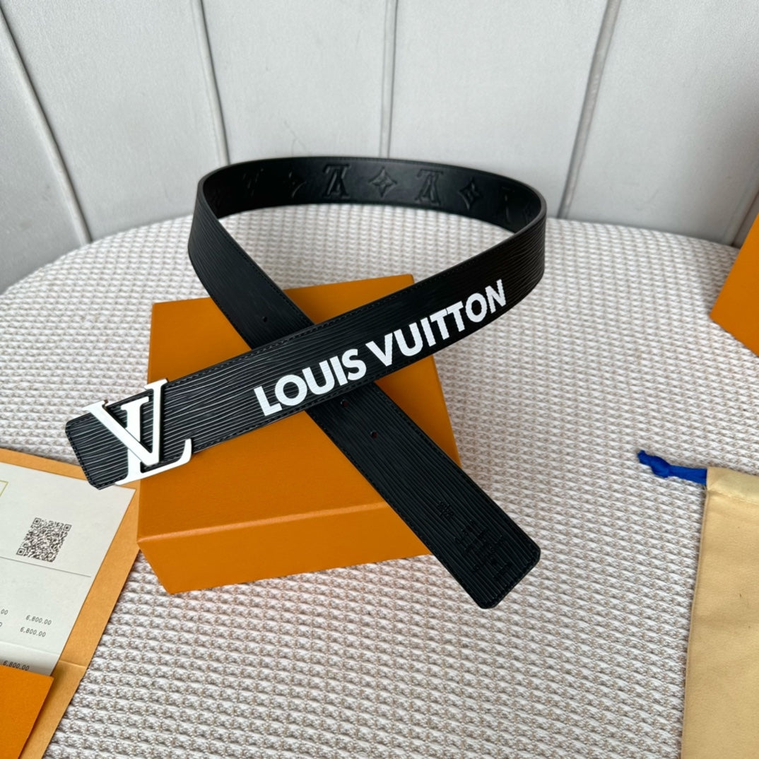 14E57PDE Stylish High quality belt With full package