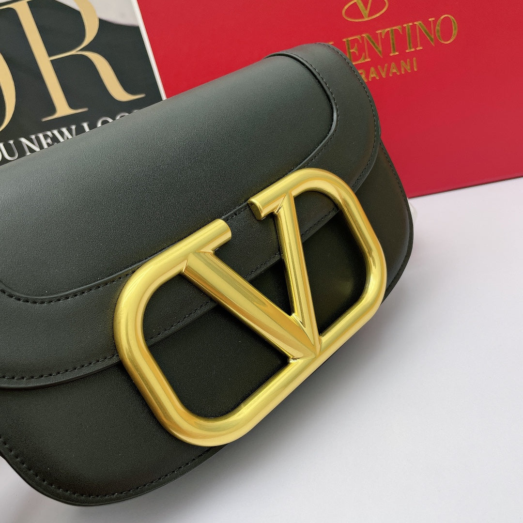 5A45BDE Stylish leather bag