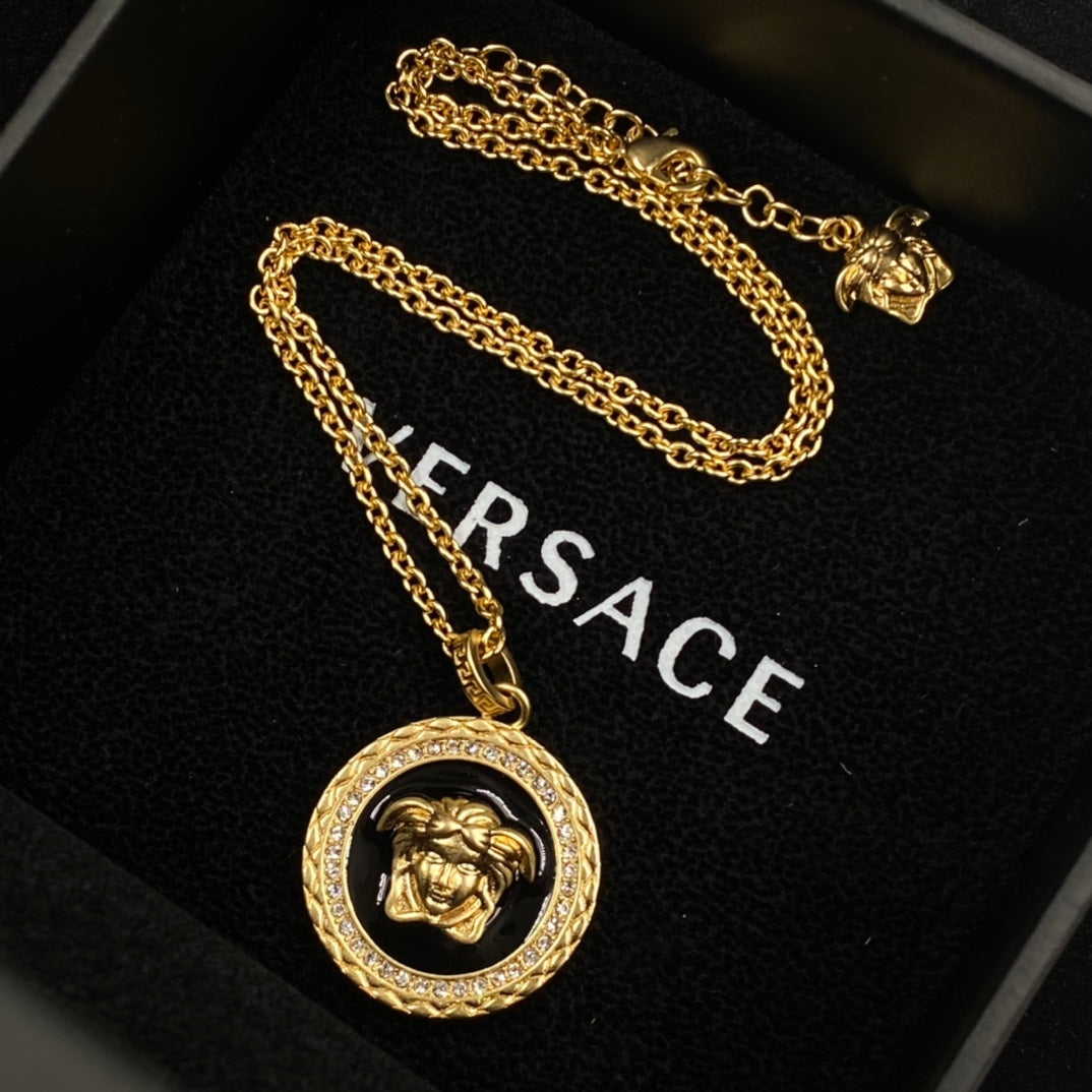 175RV80XDE Stylish Necklace . Bracelets