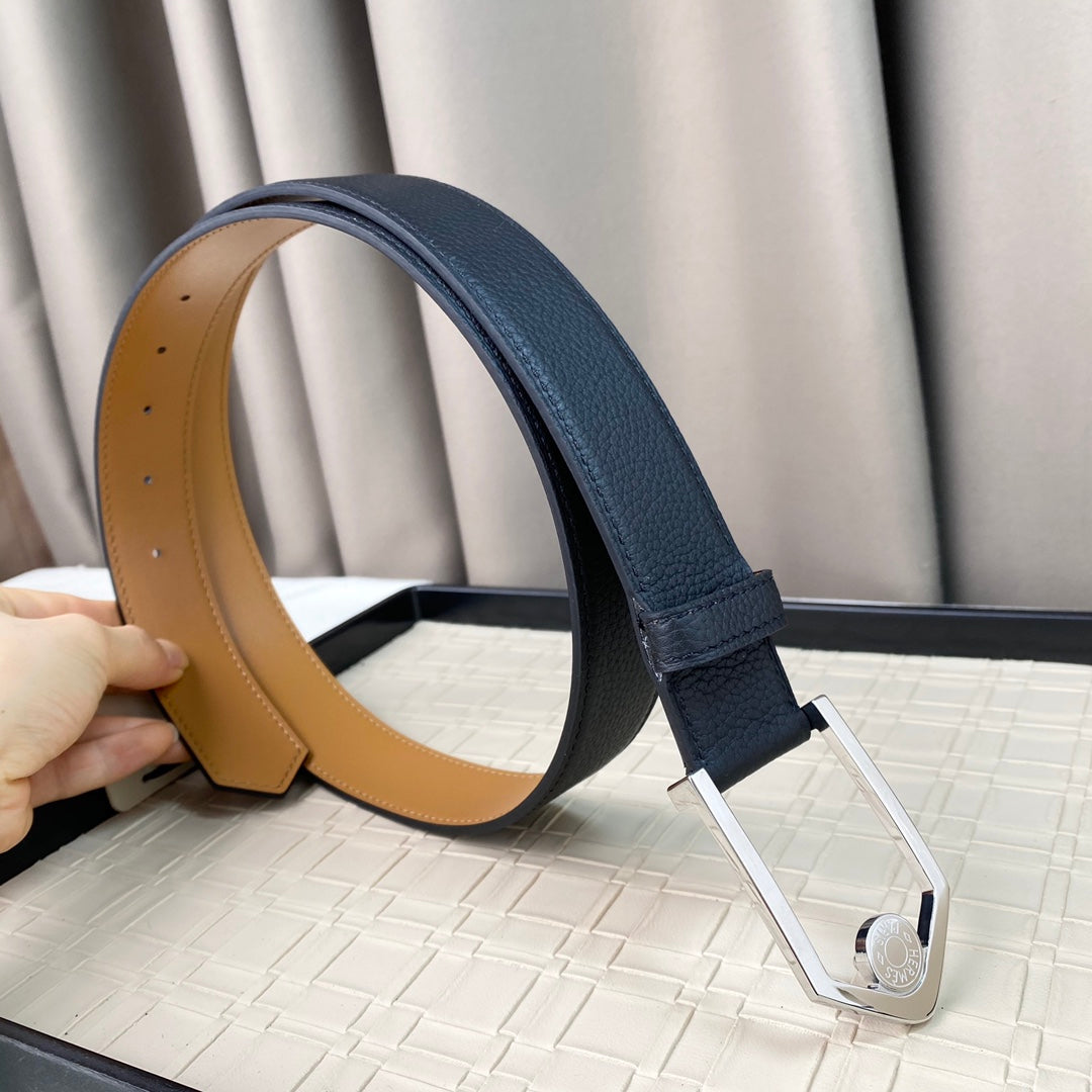 14H106PDE Stylish High quality belt With full package