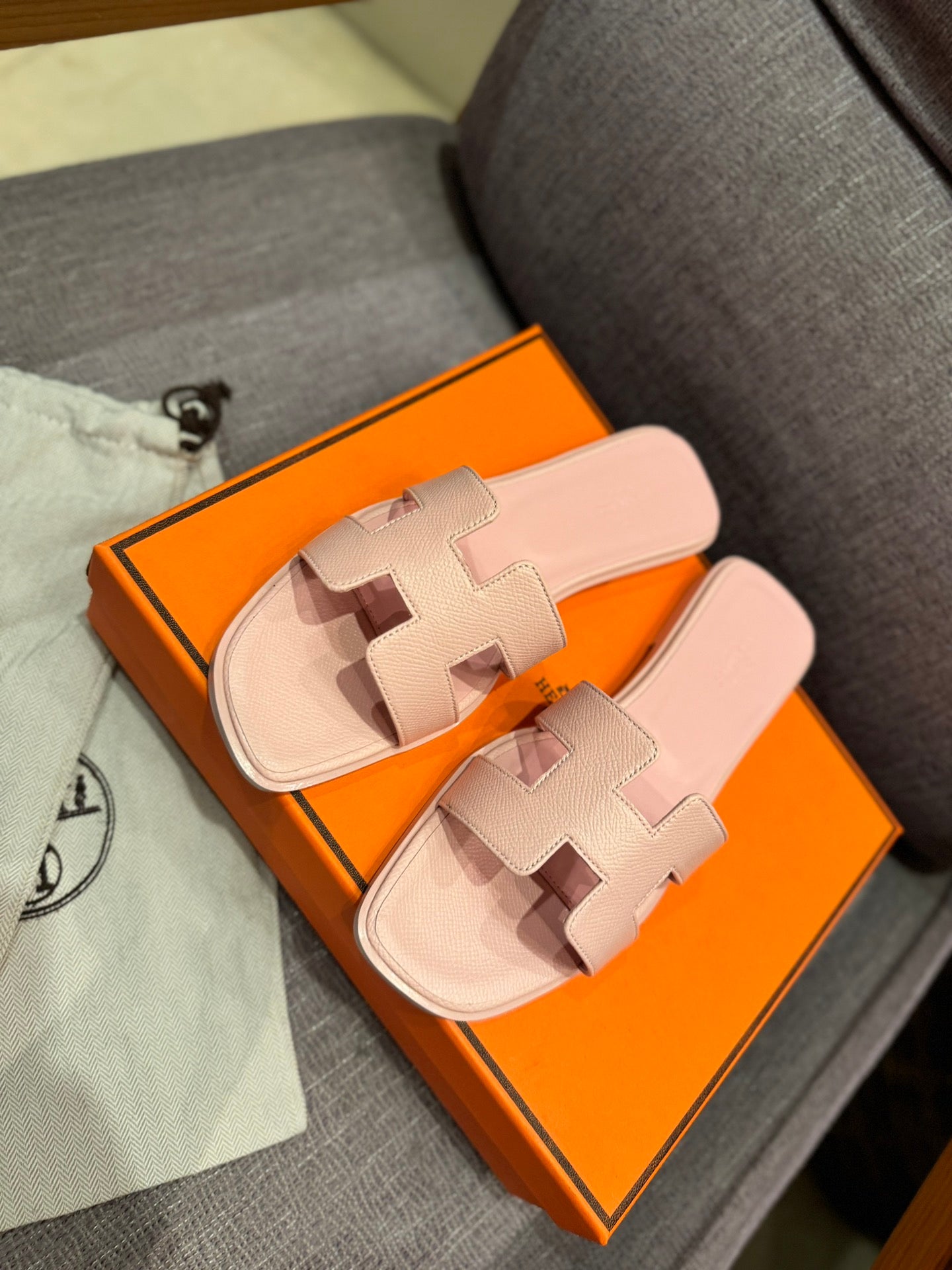 155ZH313ZDE Stylish Slippers